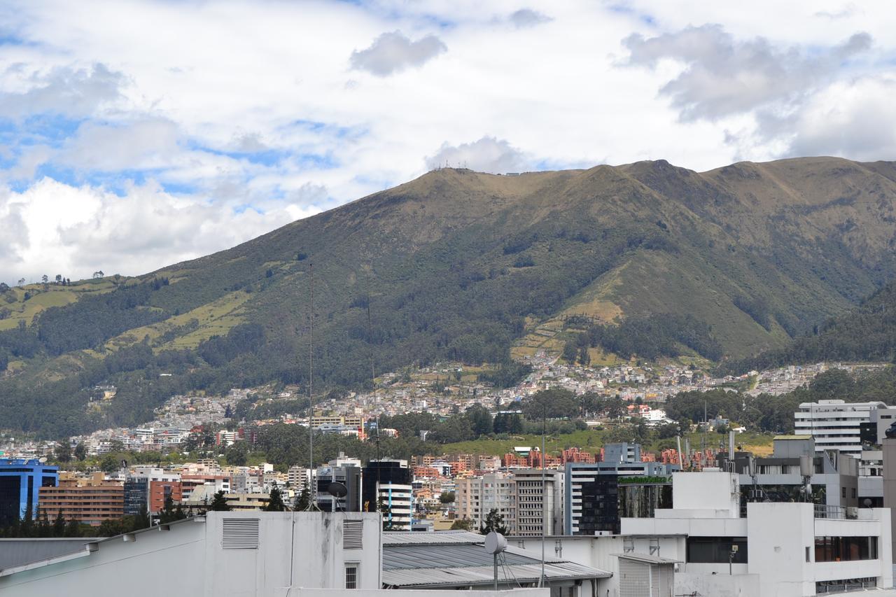 Hotel Sabet Quito Exteriör bild