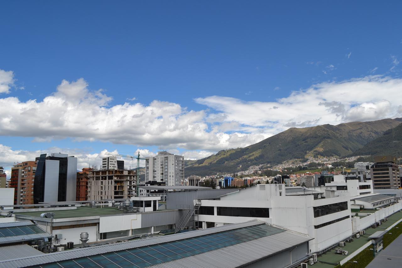 Hotel Sabet Quito Exteriör bild