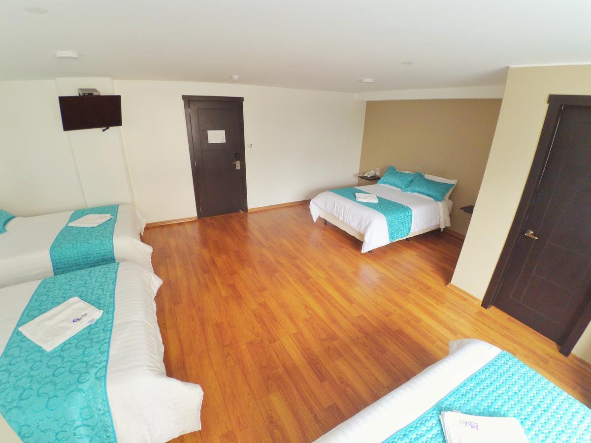 Hotel Sabet Quito Exteriör bild
