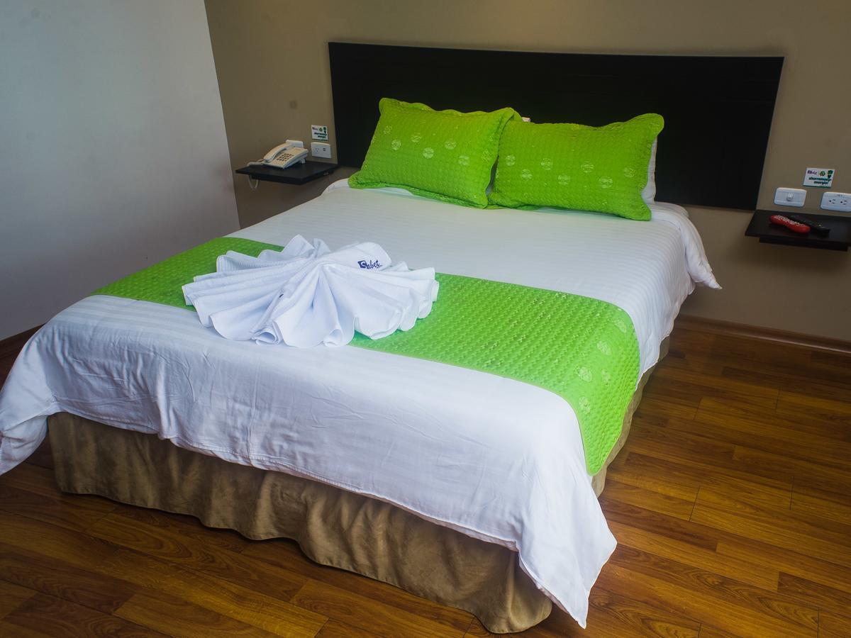 Hotel Sabet Quito Exteriör bild